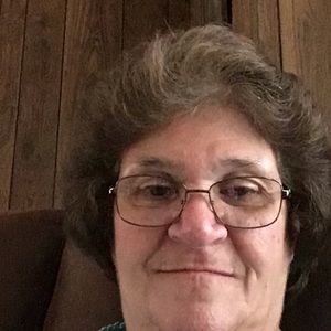 Meet your Posher, Eva